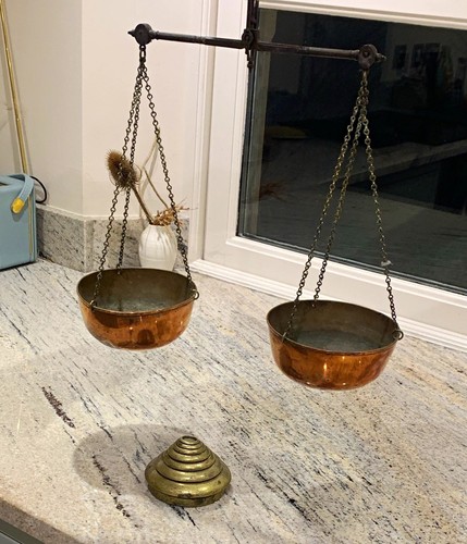 Vintage hanging balance scale - hanging,